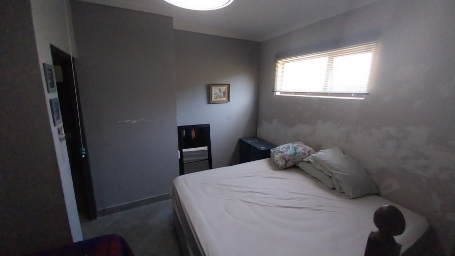 6 Bedroom Property for Sale in Deneysville Free State